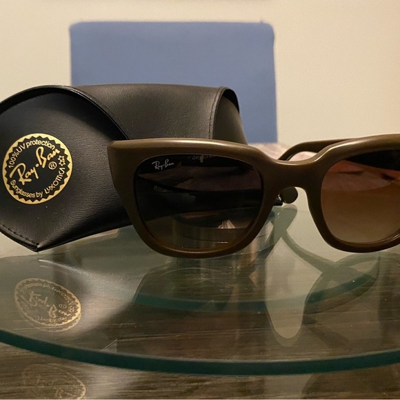 Ray-Ban Classic Brown Eyewear main image 4
